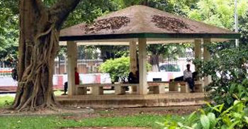 ২৪ প্রেমিককে রমনা পার্কে হাজির করলো প্রেমিকা