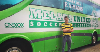 Australian goalkeeper dies after being struck by lightning