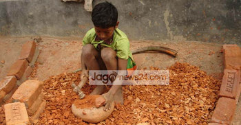 ঝালকাঠিতে ঝুঁকিপূর্ণ কাজে বাড়ছে শিশুশ্রম