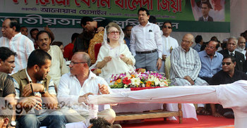 Tk 30 thousand crore smuggled: Khaleda Zia