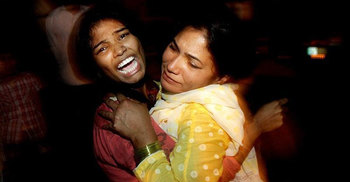 Suicide blast kills 72 in Lahore Park