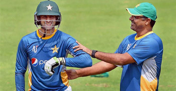 It was painful to see Younis apologizing: Shoaib Akhtar 