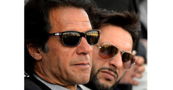 ইমরান খানের পরামর্শ নেবেন আফ্রিদি 