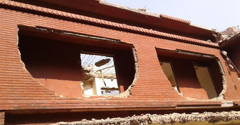 এমন ওয়ান পিস বাড়ি ১০০ বছরেও কেউ বানাইতে পারবো না 