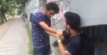 ফেসবুকে বন্ধুত্ব ফেসবুকেই ফাটল