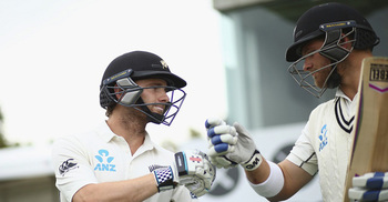 ম্যাককালামের বিদায়ী টেস্টে জয়ের পথে অসিরা