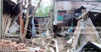 মেহেরপুরে চার সহোদরের বাড়িঘর ভাঙচুর