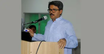 হতাশায় না ডুবে তরুণদের তৈরি হতে হবে : শাহরিয়ার আলম