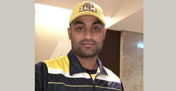 সাকিবের বিপক্ষে ব্যাট করছেন তামিম