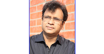 আড়ম্বর নয়, আন্তরিকতার মাধ্যমে ভাষা-শহীদদের সম্মান জানাই