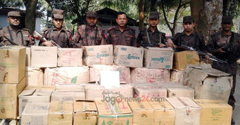 বেনাপোলে বিপুল পরিমাণ ভারতীয় মালামাল উদ্ধার