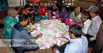 বরগুনায় আ.লীগ ২৪, বিএনপি ২ 