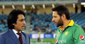 এবার আর উর্দু বললেন না রমিজ রাজা