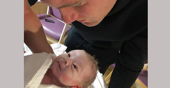 তৃতীয় সন্তানের জনক হলেন রুনি