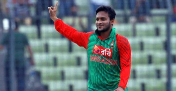 রেকর্ড গড়ার অপেক্ষায় সাকিব