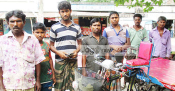 ওসি ও মেয়রের নামে চলছে নীরব চাঁদাবাজি