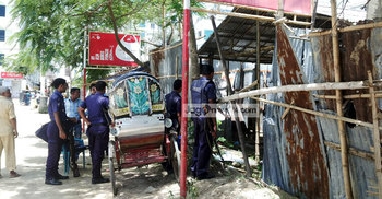 কক্সবাজারে অবৈধ স্থাপনা উচ্ছেদ