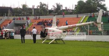 সেই শিশুটিকে হেলিকপ্টারে করে ঢাকায় নেয়া হলো