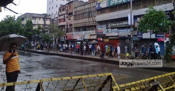 জবির হল আন্দোলনে অবরুদ্ধ পুরান ঢাকা