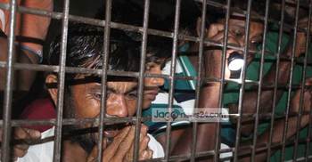 ঝিনাইদহে কচুভর্তি ট্রাক উল্টে নিহত ৫