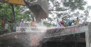 লক্ষ্মীপুরে আইনজীবী সমিতির নতুন ভবন উচ্ছেদ