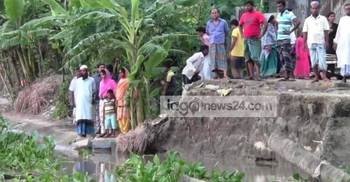 শিবচরে পানি উন্নয়ন বোর্ডের বেড়িবাঁধে ভাঙন