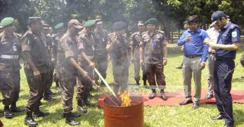 নওগাঁয় বিপুল পরিমাণ মাদকদ্রব্য ধ্বংস 