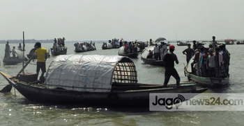 মেঘনায় অপরিকল্পিত ড্রেজিং বন্ধে নৌ-বন্ধন