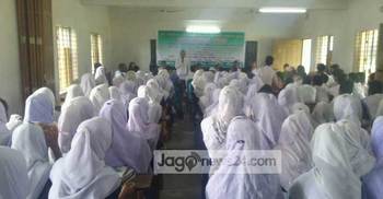 শরীয়তপুরে ১৮২ শিক্ষা প্রতিষ্ঠানে জঙ্গিবাদ বিরোধী সভা