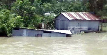 সিরাজগঞ্জে যমুনার পানি বিপৎসীমার ৮৫ সেন্টিমিটার উপরে 