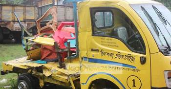 ঠাকুরগাঁওয়ে বাস-পিকআপ সংঘর্ষে নিহত ৩