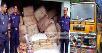 জয়পুরহাটে ভারতীয় শাড়িসহ ট্রাক জব্দ