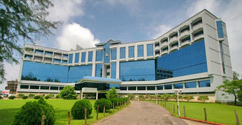 কক্সবাজারে দুই ম্যাজিস্ট্রেটের বিরুদ্ধে অভিযোগ