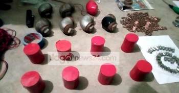 অস্ত্র-গোলাবারুদসহ জেএমবির দক্ষিণাঞ্চলের আমির গ্রেফতার