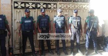 এখনো নিরাপত্তার বলয়ে ‘জাহাজ বাড়ি’