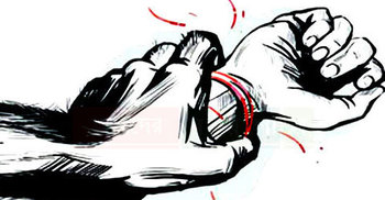 বগুড়ায় গৃহবধূকে গণধর্ষণের ঘটনায় যুবক গ্রেফতার