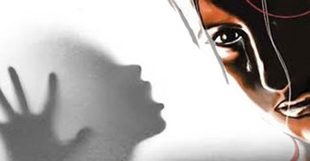 সাভারে মায়ের সামনে মেয়েকে ধর্ষণের চেষ্টা