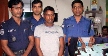 সাতক্ষীরায় পিস্তল ও গুলিসহ অস্ত্র ব্যবসায়ী আটক