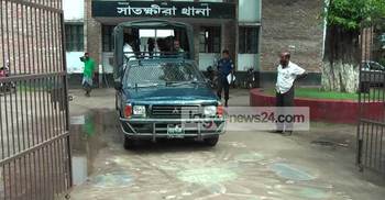 সাতক্ষীরায় পুলিশের অভিযানে গ্রেফতার ২৮