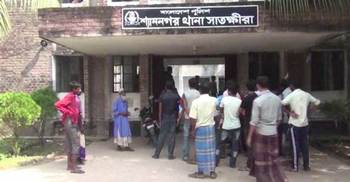 সাতক্ষীরায় পুলিশের অভিযানে গ্রেফতার ৩৩