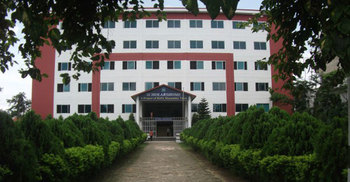 শিক্ষার্থীদের মোবাইল ফেরত দিচ্ছে না স্কলার্স হোম