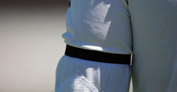 ফাইনালে কালো বাহুবন্ধনী পরে মাঠে নামবেন ক্রিকেটাররা