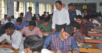 এইচএসসি পরীক্ষার প্রথম দিনে না.গঞ্জে অনুপস্থিত ১৭৯