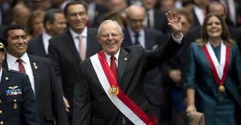 Banker sworn in as Peru’s new leader