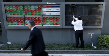 Asian stocks edge up, kiwi flies as central bank stands pat