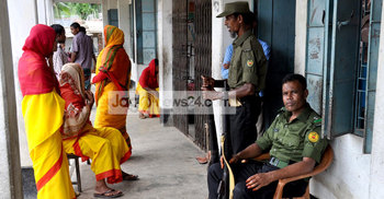 আগে জান বাঁচাই বাপো, পরে ভোট লিয়া ভাবমুনে