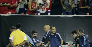 Argentina’s Lavezzi breaks elbow in Copa semifinal 