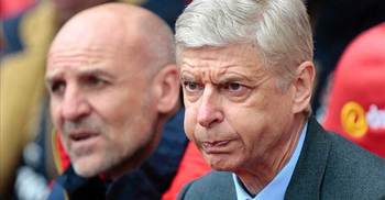 Wenger fails to rule out England move