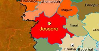 2 filling station staff stabbed to death