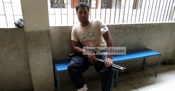 ঝিনাইদহে পুলিশ-সন্ত্রাসী বন্দুকযুদ্ধে আহত ৪